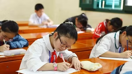 Bộ trưởng Giáo dục hứa sẽ “gỡ rối” Thông tư 30 