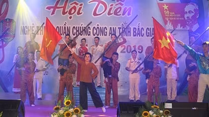 Công an Bắc Giang khai mạc hội diễn nghệ thuật quần chúng 