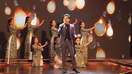 Ấn tượng từ đêm nhạc Bolero “Phoenix cuối tuần”