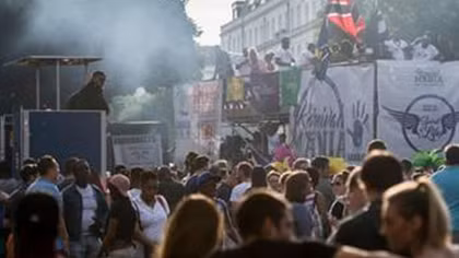 An ninh thắt chặt trong lễ hội lớn nhất châu Âu Notting Hill 2017