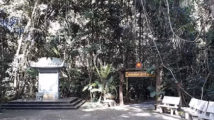 Chuyện chưa kể ở “nghĩa trang không bia mộ”