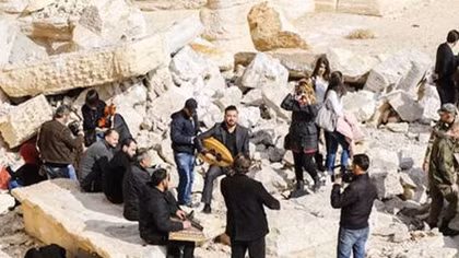 Biểu diễn âm nhạc tại thành cổ Palmyra vừa giải phóng