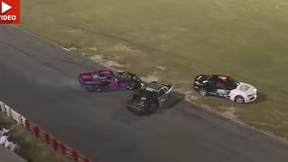 {Video} Hành động phi thể thao trên đường đua Bowman Gray