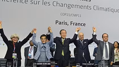 Paris đơn độc