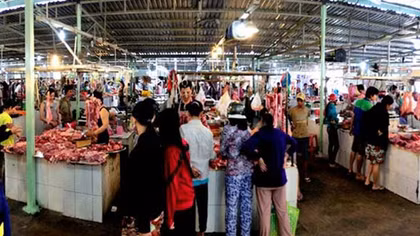 Siết chặt nguồn gốc thịt heo vào TP Hồ Chí Minh
