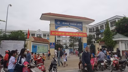 Bài 2: Thêm nhà nhưng không thêm trường