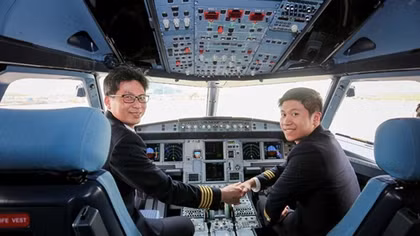 Bamboo Airways tuyển sinh học viên phi công và tuyển dụng phi công tập sự