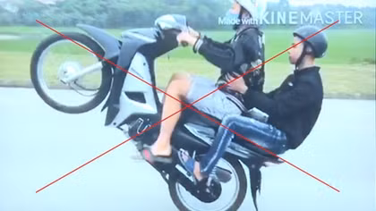 Xử lý nhiều trang, nhóm Facebook đăng tải các clip bốc đầu xe, lạng lách,..