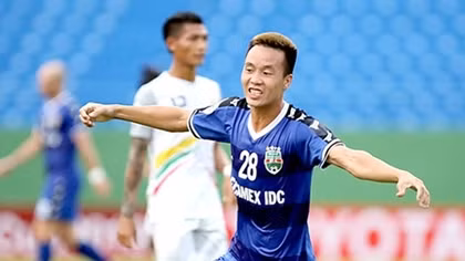 Tô Văn Vũ: Từ đường phố trở thành biểu tượng mới của V.League