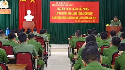 Bồi dưỡng nghiệp vụ cho 120 cán bộ đảm nhiệm các chức danh Công an xã