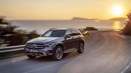 Xe sang của Mercedes-Benz bị triệu hồi vì lỗi... rơi túi khí