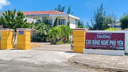 Đình chỉ đào tạo lái xe ô tô 3 tháng ở Trường Cao đẳng nghề Phú Yên