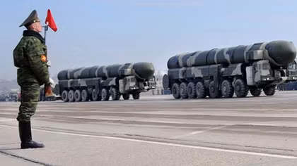 Nga, Mỹ và NATO: Tránh leo thang đối đầu