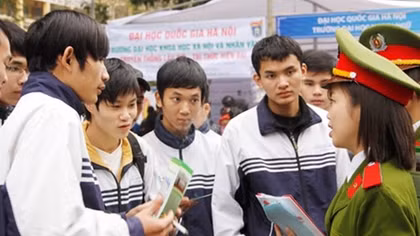 Vì sao học sinh phổ thông không được thi vào CĐ và Trung cấp công an?