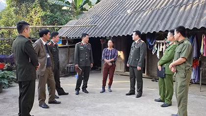 Lên non phá án giữ yên bản làng