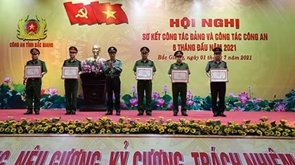 Công an tỉnh Bắc Giang sơ kết 6 tháng đầu năm 2021