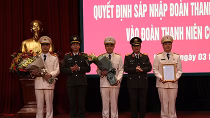 Sáp nhập Đoàn Thanh niên Cảnh sát PCCC TP vào Đoàn Thanh niên CATP Hà Nội