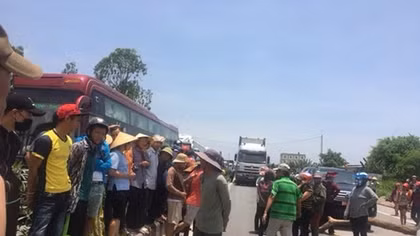 Việc lợi dụng sự cố Formosa và những miếng pho mát chứa thuốc phiện