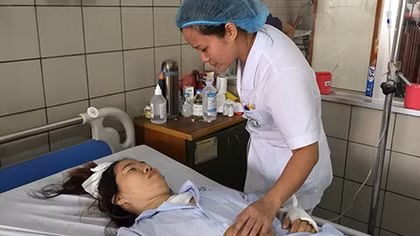 Giảm giá dịch vụ, các bệnh viện phải tiếp tục nâng cao chất lượng