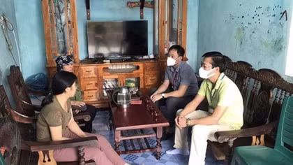 Phó Chủ tịch phường trần tình gì về vụ "người phụ nữ bán rau"?