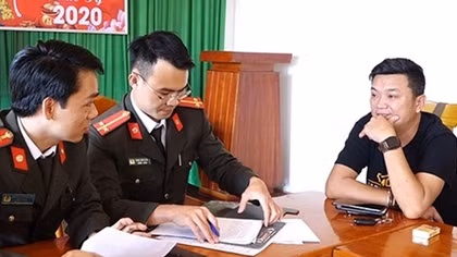 Xử lý đối tượng lập nhóm Zalo chỉ điểm các chốt Công an làm việc