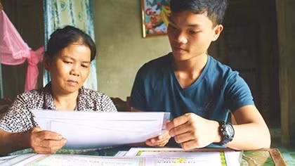 Nghị lực của người mẹ nuôi 3 con ăn học thành tài