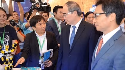 Xây dựng TP HCM trở thành trung tâm tài chính khu vực và quốc tế