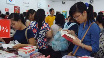 Nhà văn trẻ trăn trở về cuộc sống (!)