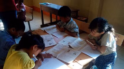 Có những mùa khai giảng còn chênh vênh