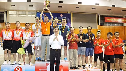 Nơi tình yêu bóng bàn hội tụ