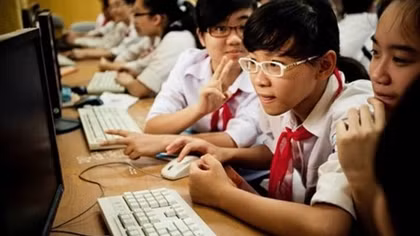 Trẻ em được bảo vệ như thế nào khi sử dụng internet, tham gia Facebook?