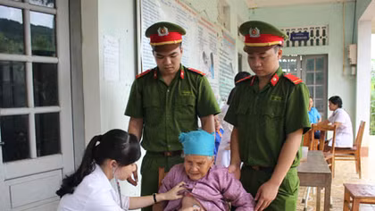 Chuyện ghi ở Yên Thủy