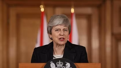 Brexit càng gỡ càng rối!