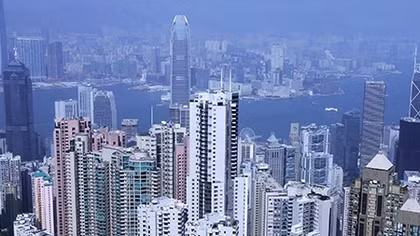 Hong Kong "lung lay" trong cơn bão tranh cãi Trung-Mỹ?