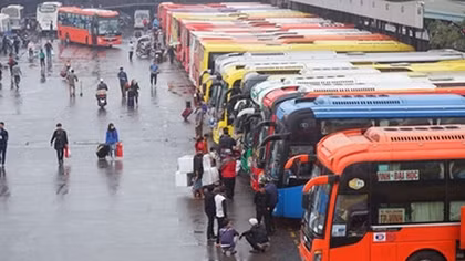Hà Nội đình chỉ khai thác hàng loạt xe khách