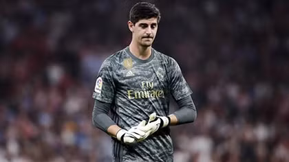 Thibaut Courtois vướng bê bối có con ngoài giá thú