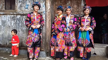 Tết lạ vùng biên