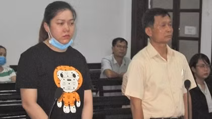 Diễn biến mới nhất vụ “làm giả giấy tờ cho Phó Chánh Văn phòng đi Mỹ”
