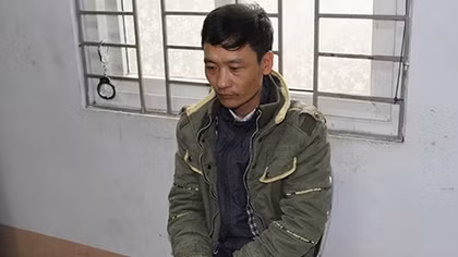 Đâm hụt bố, chém chết con