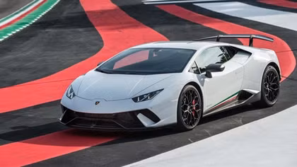 Choáng váng với chi phí nuôi “vợ hai” Lamborghini hàng năm
