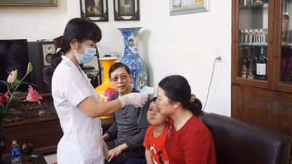 TP Hạ Long đồng loạt khám sàng lọc sức khỏe cho người dân