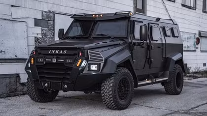 Mẫu xe chống đạn tương đương xe của SWAT dành cho giới nhà giàu 