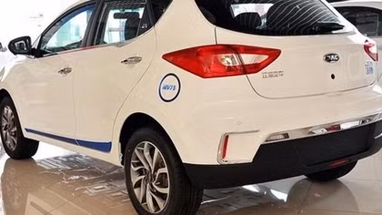 Tịch thu ôtô nhập khẩu tại Hải Phòng có bản đồ vi phạm chủ quyền