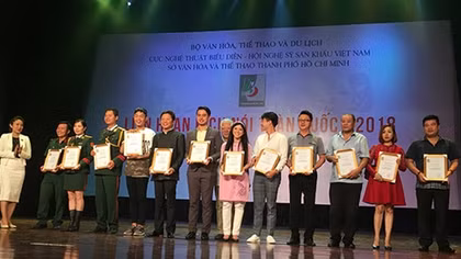 Bế mạc Liên hoan Kịch nói toàn quốc 2018: Cần hơn nữa những tiếng nói mới mẻ
