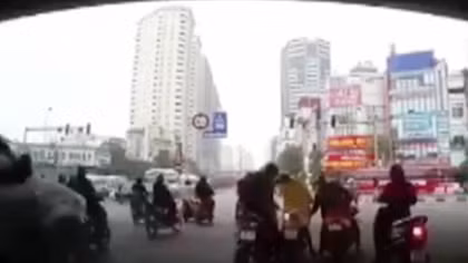 Cảnh giác với các băng nhóm chuyên dàn cảnh trộm cắp