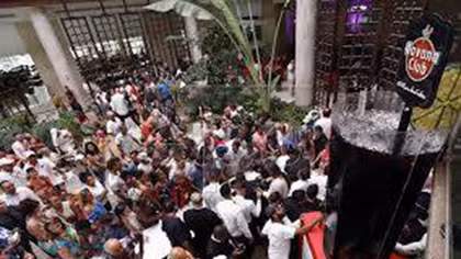 Ly rượu cocktail kỷ lục