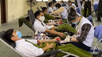 Công an tỉnh Hà Nam hiến 220 đơn vị máu