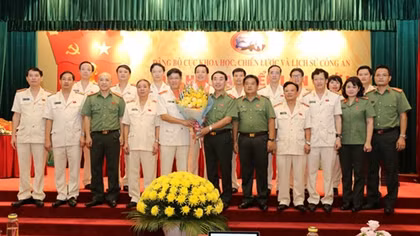 Nâng cao chất lượng, đổi mới công tác khoa học, chiến lược và lịch sử Công an