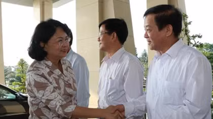 Phó Chủ tịch nước Đặng Thị Ngọc Thịnh làm việc tại tỉnh Hậu Giang