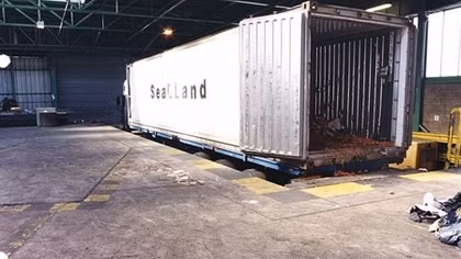 Những cái chết oan nghiệt trong container trên đường tìm "Miền đất hứa"